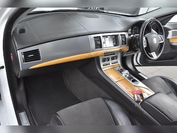 Used Jaguar XF 2013 for sale - 78933711: Photo