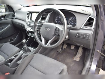 Used Hyundai TUCSON 2015 for sale - 79158585: Photo