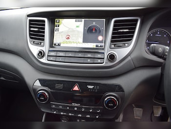 Used Hyundai TUCSON 2015 for sale - 79158585: Photo