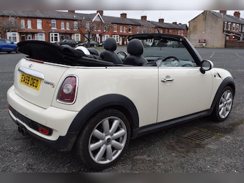 Used MINI Convertible 2009 for sale - 78965616: Photo