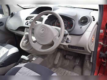 Used Renault Kangoo 2010 for sale - 78965680: Photo