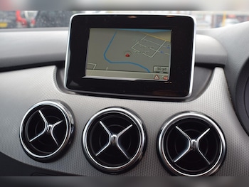 Used Mercedes-Benz B Class 2014 for sale - 78933678: Photo