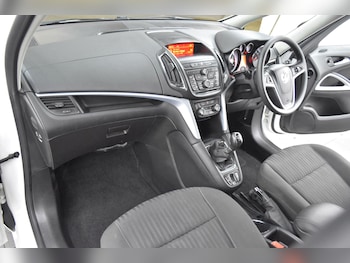Used Vauxhall Zafira 2015 for sale - 78935336: Photo