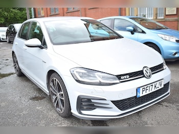 Used Volkswagen Golf 2017 for sale - 78934107: Photo
