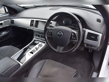 Used Jaguar XF 2014 for sale - 79075436: Photo