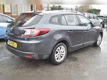 Used Renault Megane 2014 for sale - 78933738: Photo