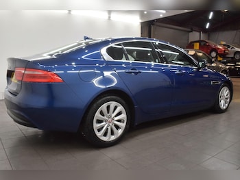 Used Jaguar XE 2016 for sale - 78935047: Photo