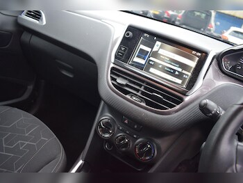 Used Peugeot 2008 2014 for sale - 78965545: Photo
