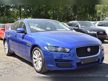 Used Jaguar XE 2017 for sale - 79237064: Photo