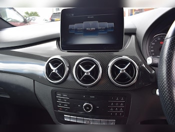 Used Mercedes-Benz B Class 2018 for sale - 78933805: Photo