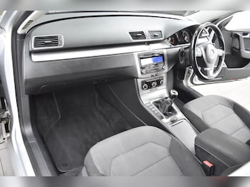 Used Volkswagen Passat 2011 for sale - 78934330: Photo