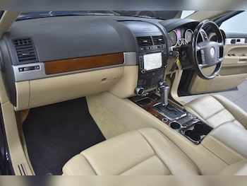 Used Volkswagen Touareg 2009 for sale - 78933751: Photo