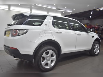 Used Land Rover Discovery Sport 2016 for sale - 78933728: Photo