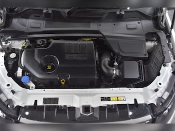 Used Land Rover Discovery Sport 2016 for sale - 78933728: Photo