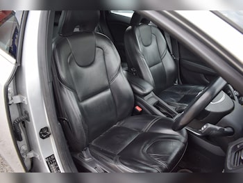 Used Volvo V40 2013 for sale - 78935346: Photo