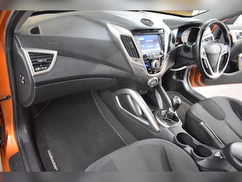 Used Hyundai Veloster 2012 for sale - 78934508: Photo