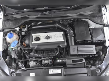 Used Volkswagen Scirocco 2012 for sale - 78933739: Photo