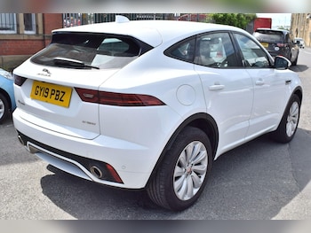 Used Jaguar E-Pace 2019 for sale - 78981523: Photo