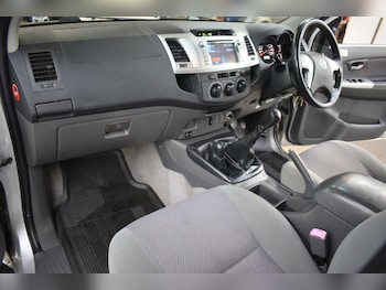 Used Toyota Hilux 2012 for sale - 78933979: Photo