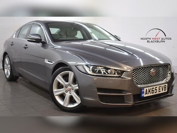 Used Jaguar XE 2015 for sale - 79268349: Photo