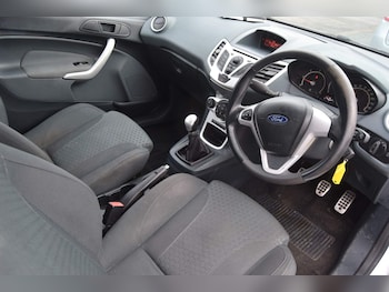 Used Ford Fiesta 2010 for sale - 78935331: Photo