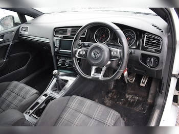 Used Volkswagen Golf 2014 for sale - 78933626: Photo