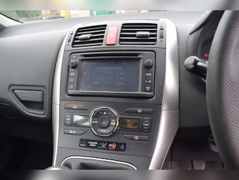 Used Toyota Auris 2012 for sale - 79158315: Photo