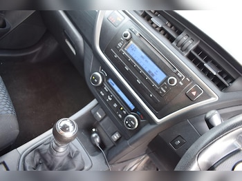 Used Toyota Auris 2014 for sale - 79202332: Photo