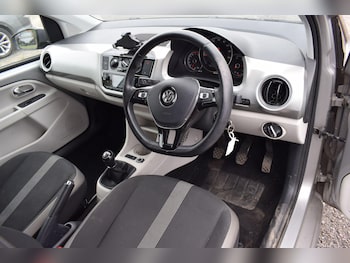 Used Volkswagen up! 2016 for sale - 79292323: Photo