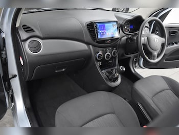 Used Hyundai i10 2012 for sale - 78935018: Photo