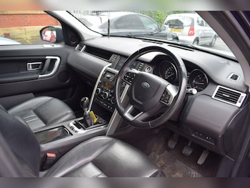 Used Land Rover Discovery Sport 2016 for sale - 78969249: Photo