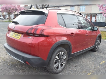 Used Peugeot 2008 2017 for sale - 78965264: Photo