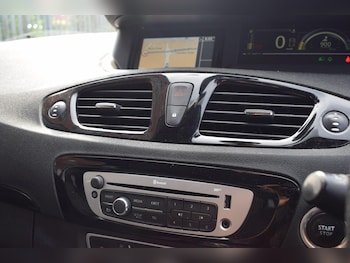Used Renault Grand Scenic 2014 for sale - 79268253: Photo