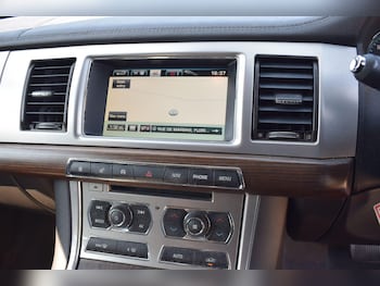 Used Jaguar XF 2013 for sale - 79191956: Photo