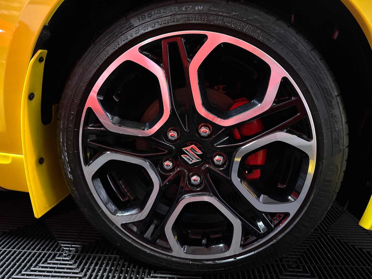 Used Suzuki Swift 2012 for sale - 77319885: Photo 21