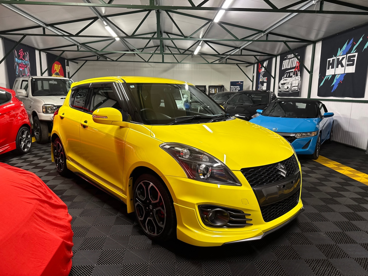 Used Suzuki Swift 2012 for sale - 77319885: Photo 3