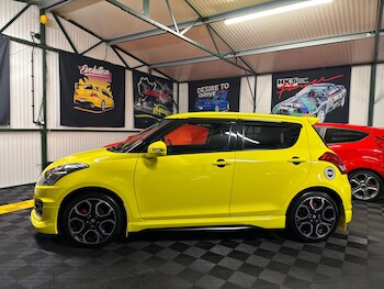 Used Suzuki Swift 2012 for sale - 77319885: Photo