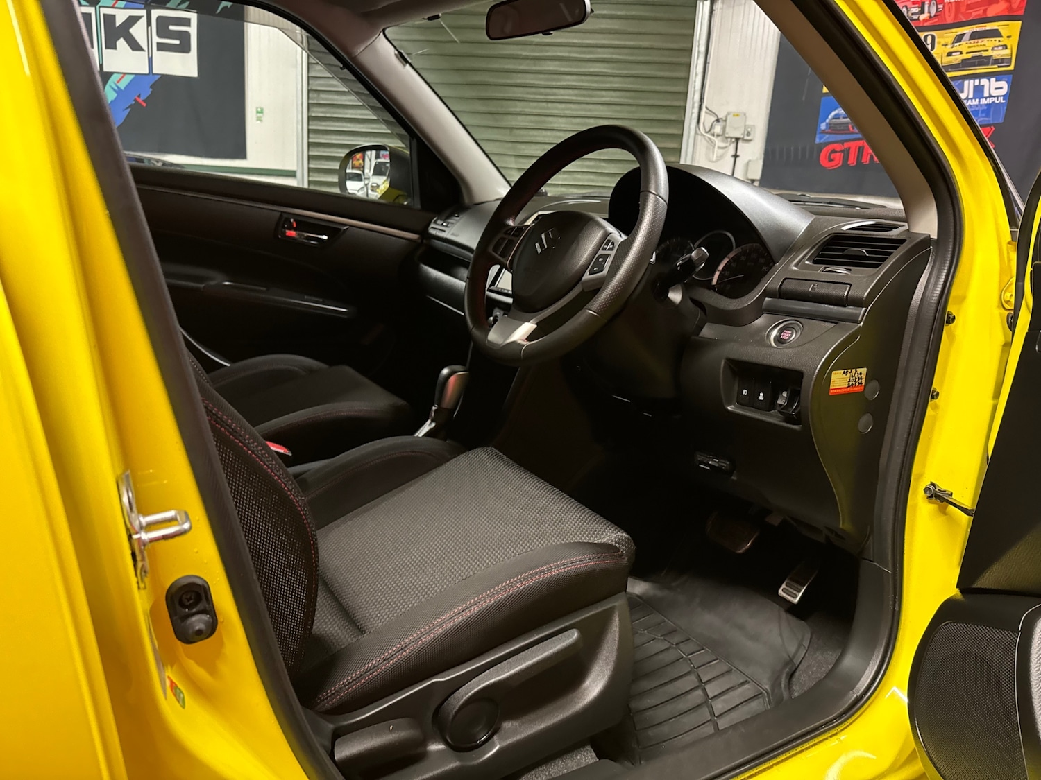 Used Suzuki Swift 2012 for sale - 77319885: Photo 55