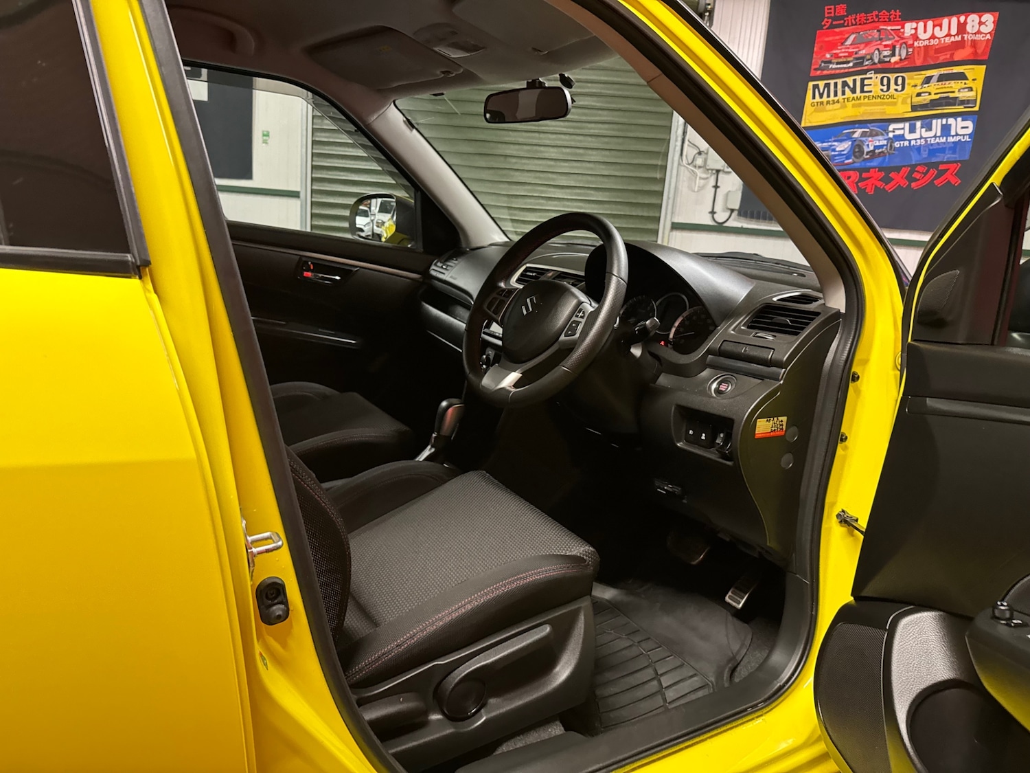 Used Suzuki Swift 2012 for sale - 77319885: Photo 56