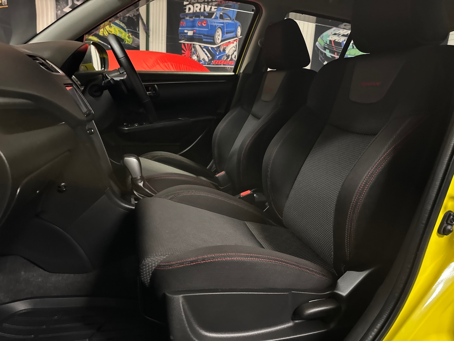 Used Suzuki Swift 2012 for sale - 77319885: Photo 75