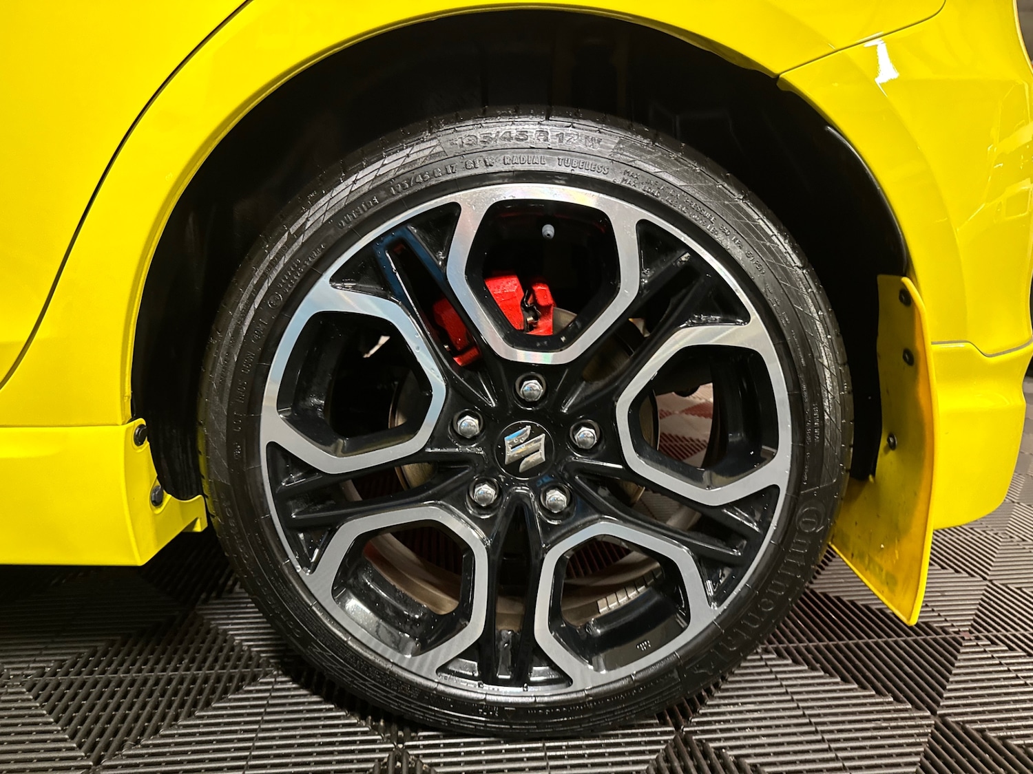 Used Suzuki Swift 2012 for sale - 77319885: Photo 85