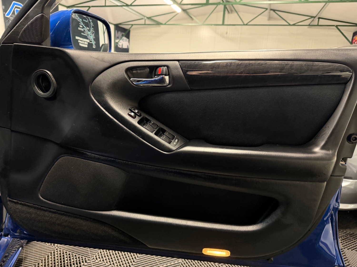 Used Toyota Aristo 2003 for sale - 77851851: Photo 53