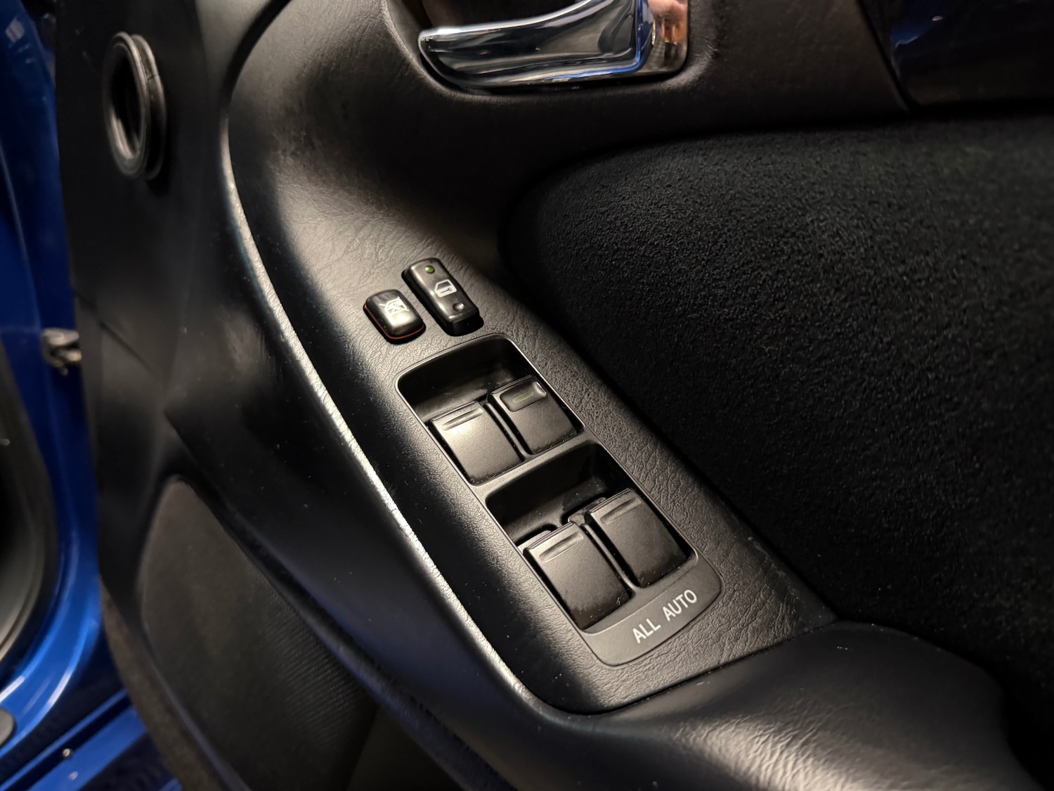 Used Toyota Aristo 2003 for sale - 77851851: Photo 54