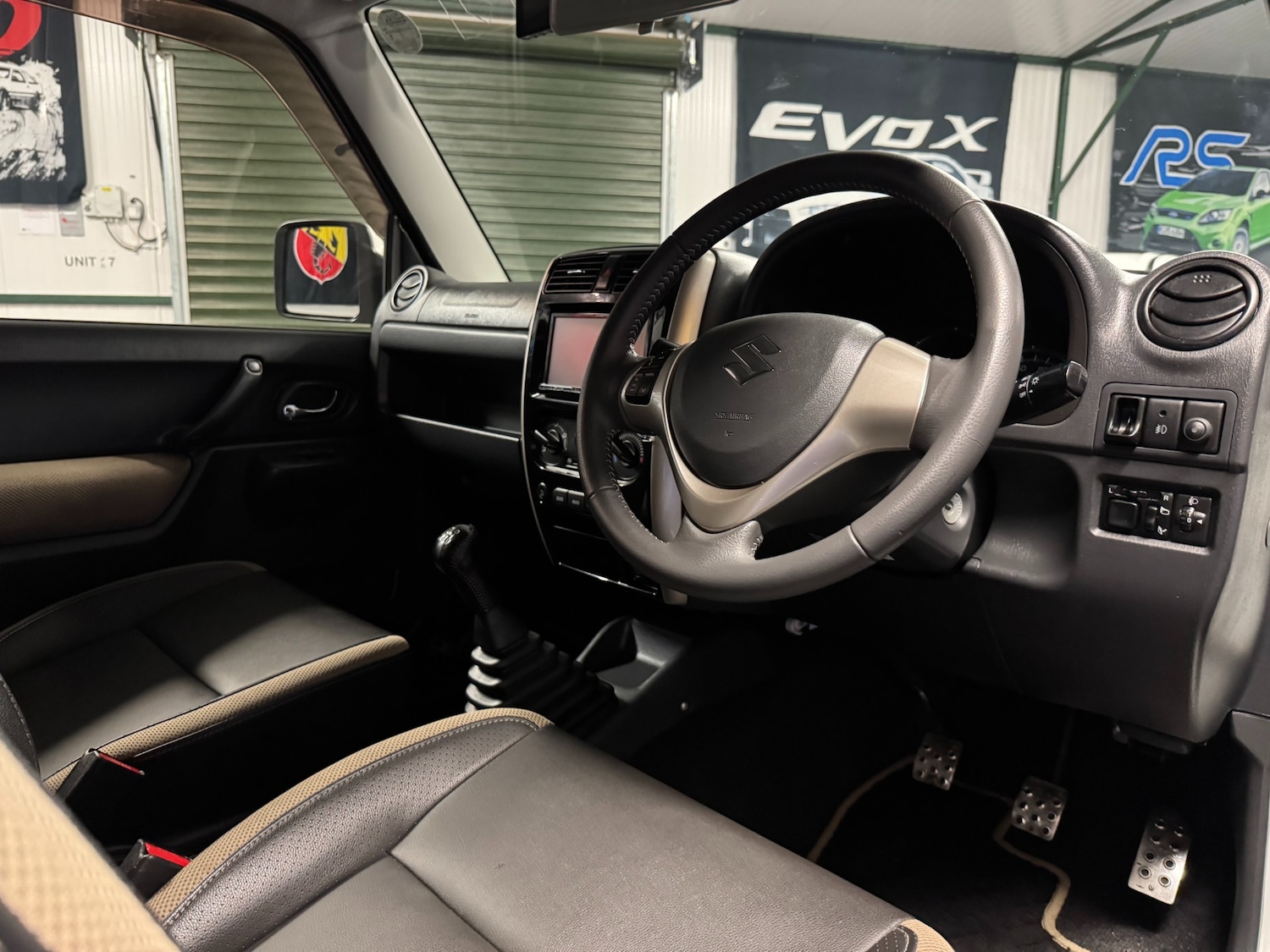 Used Suzuki Jimny 2015 for sale - 76964823: Photo 60