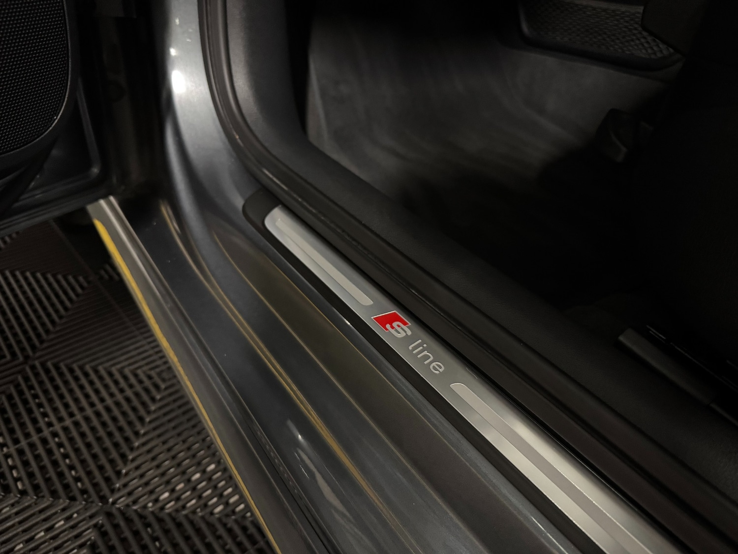 Used Audi A3 2014 for sale - 76952205: Photo 81