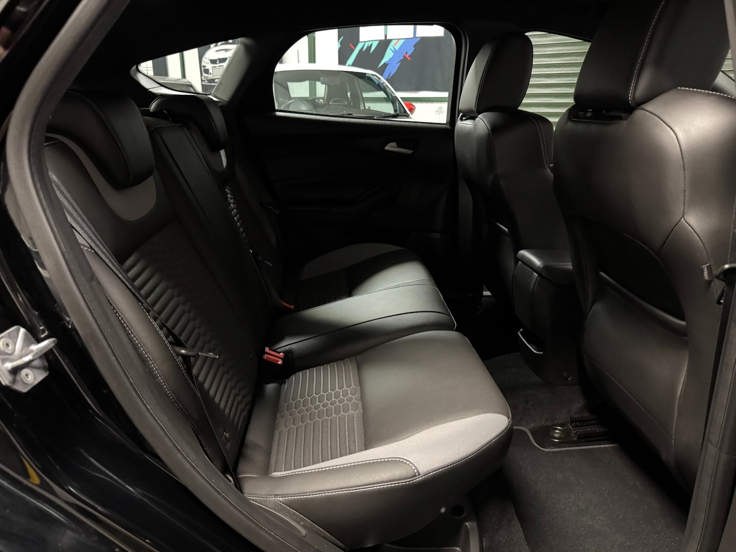 Used Ford Focus 2017 for sale - 76963658: Photo 13