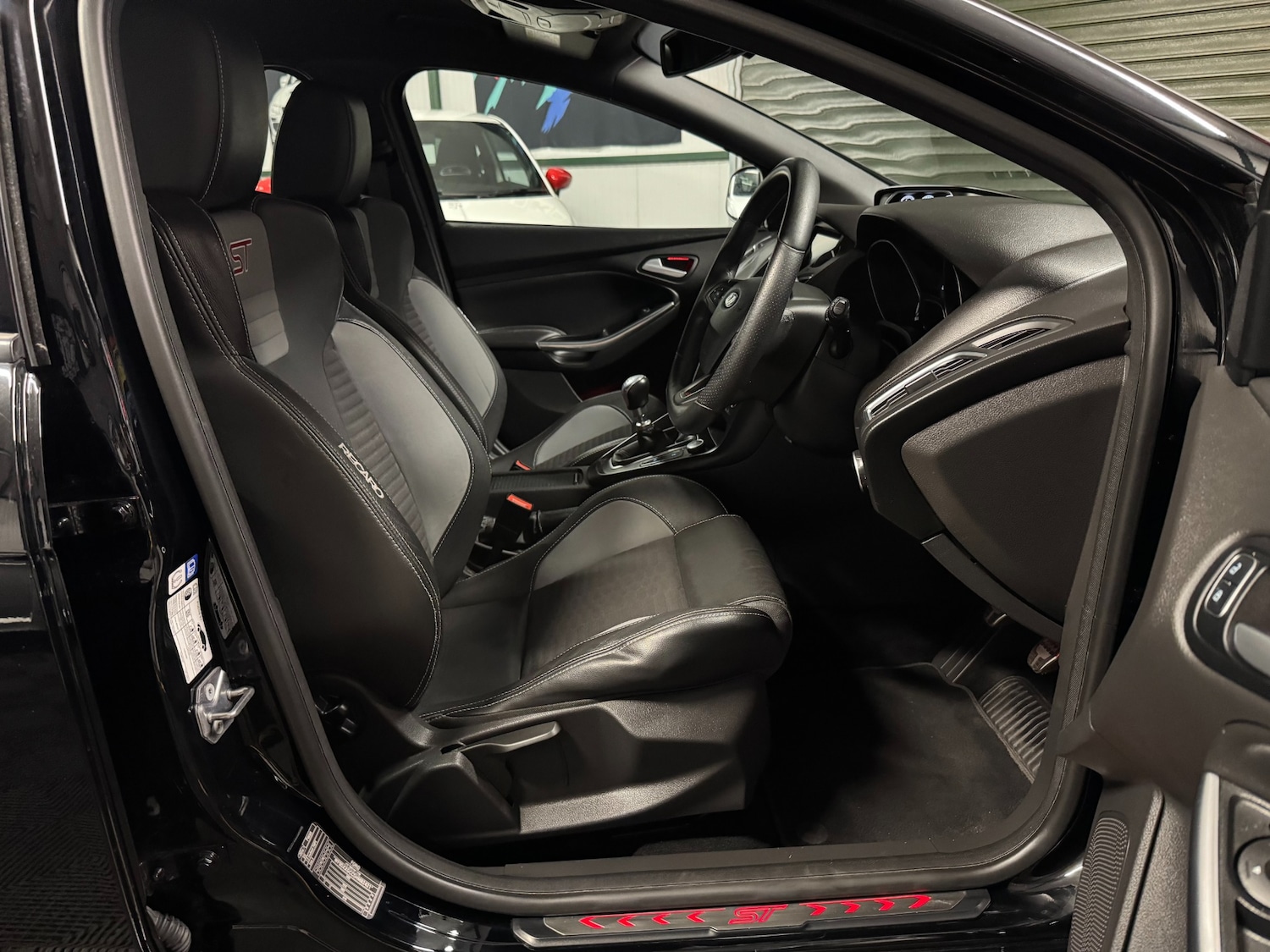 Used Ford Focus 2017 for sale - 76963658: Photo 58