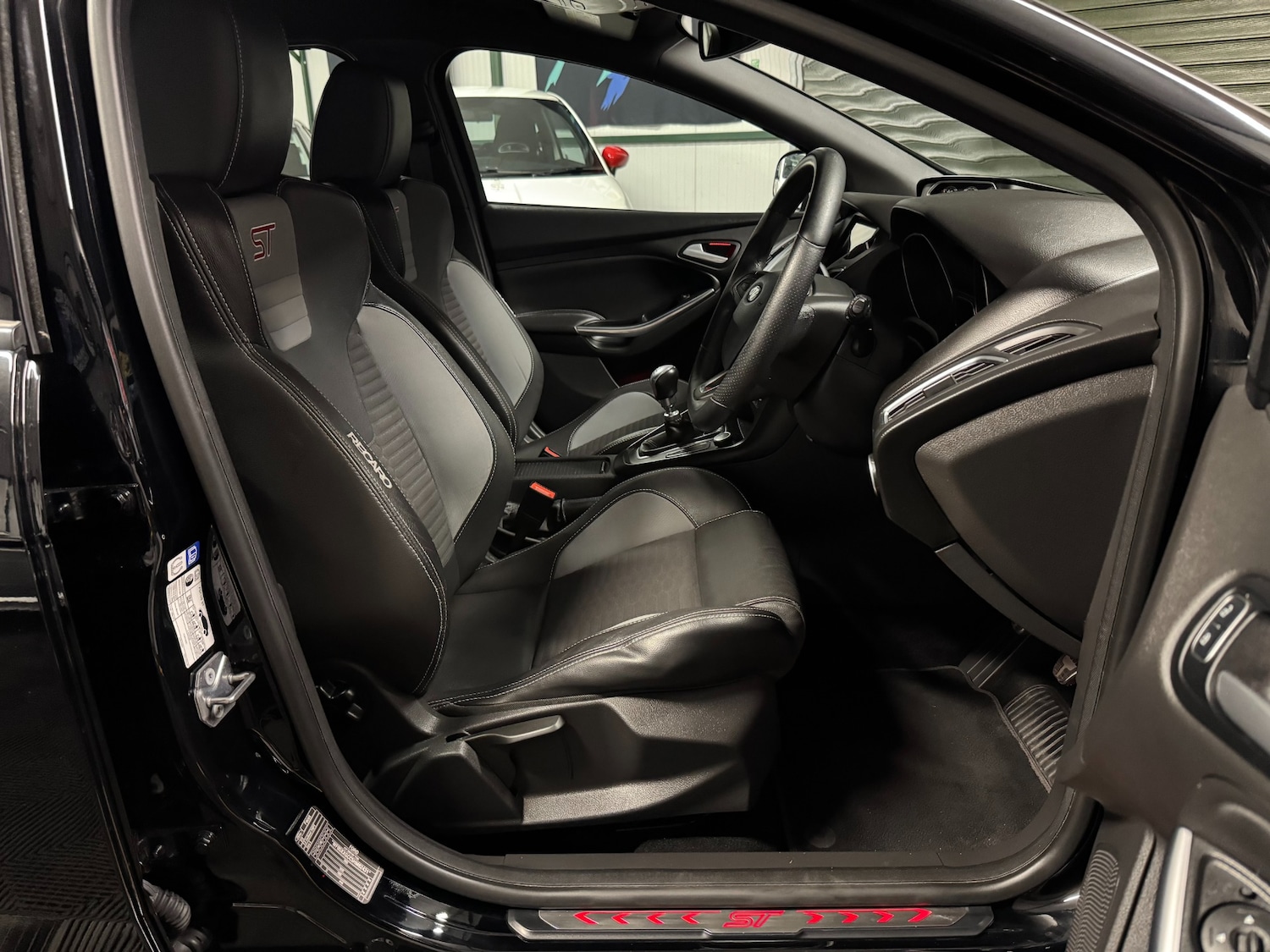 Used Ford Focus 2017 for sale - 76963658: Photo 59