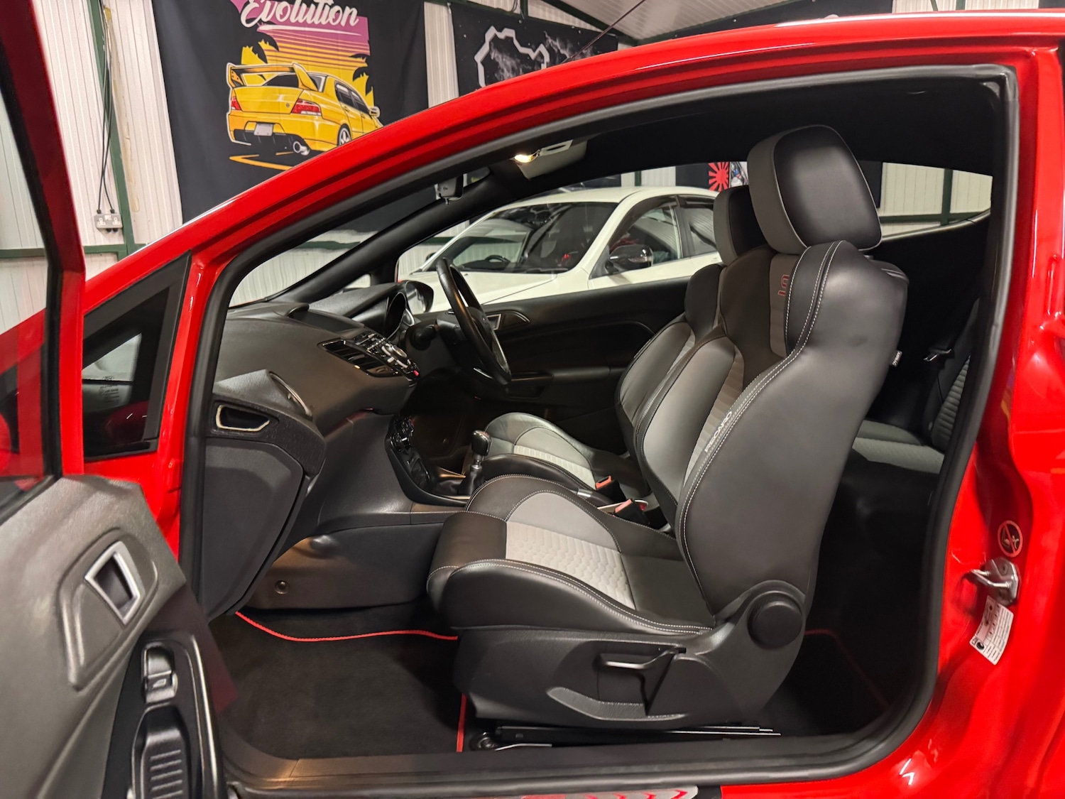 Used Ford Fiesta 2013 for sale - 77148569: Photo 17