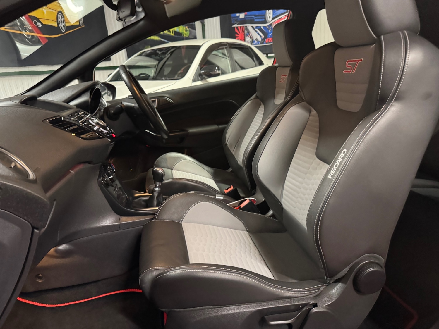 Used Ford Fiesta 2013 for sale - 77148569: Photo 75